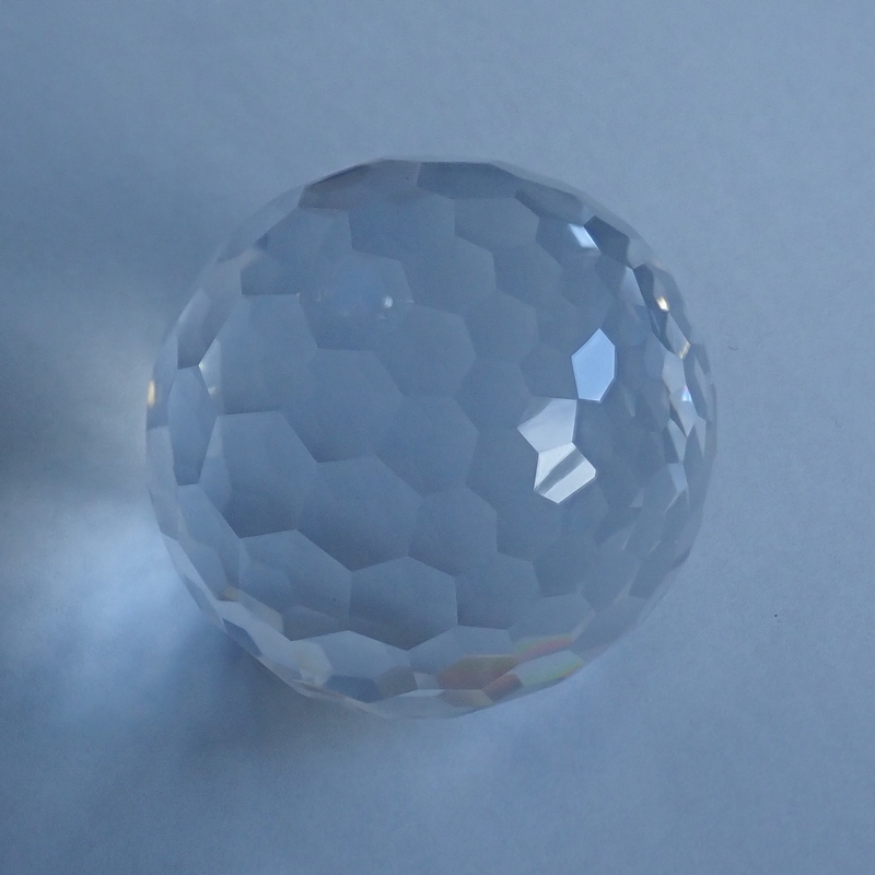 抜群美しい天然ファセットクォーツボール（球）ナチュラル水晶ファセット球約5.3cm球！約1016cts
