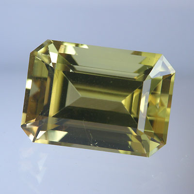 水晶(グリーニッシュイエローカラー) 9.867cts