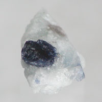 サファイア結晶(母岩付) 3.730cts