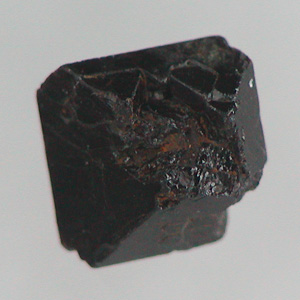 天然ブラックスピネル(セイロナイト)結晶 3.461cts