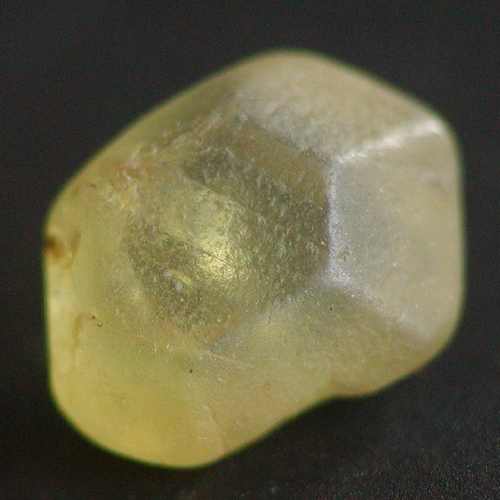 天然クリソベリル結晶1.584cts ダメージの無い見事で華麗なクリソベリル結晶