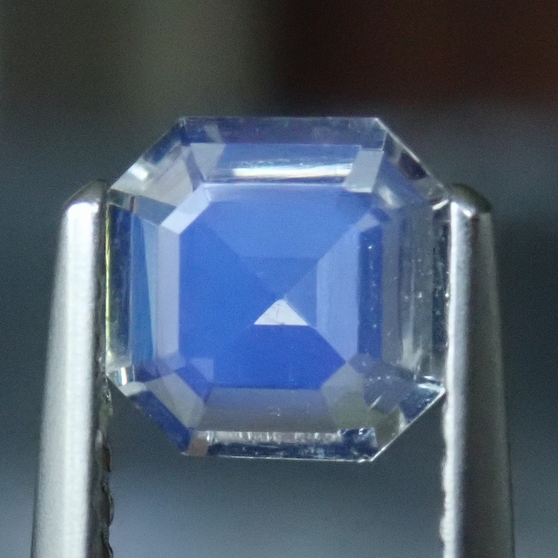 ファセットカットミーティアゴダ上流域産天然ブルームーンーストーン0.562cts