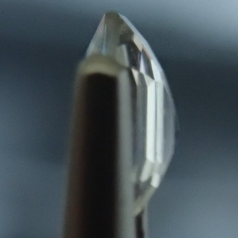 ファセットカットミーティアゴダ上流域産天然ブルームーンーストーン0.562cts