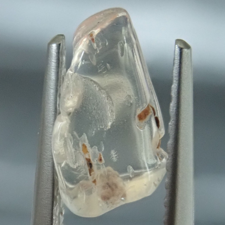 スリランカミーティアゴダ産天然ブルームーントーン0.999ctsムカデ状インクルージョン抜群見本＆ブルーシラー