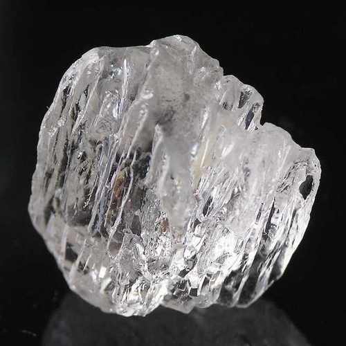 天然スカポライト（スキャポライト）結晶31.998cts抜群カラーレスナチュラル結晶現品限り！