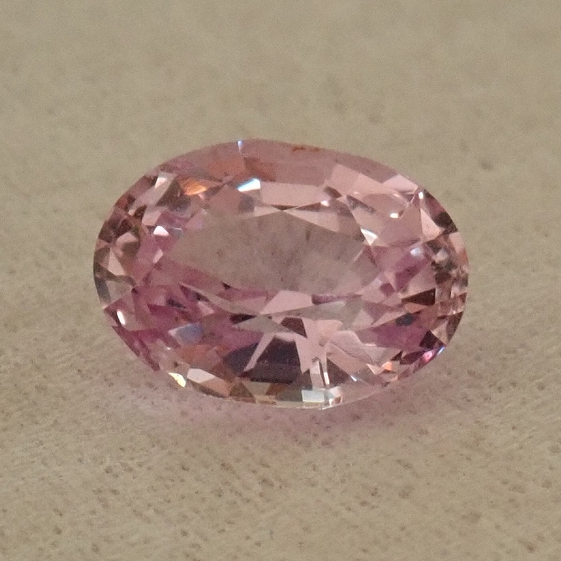 ナチュラル天然ライトピンクサファイア 0.888cts New!