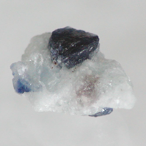 サファイア結晶(母岩付) 3.730cts