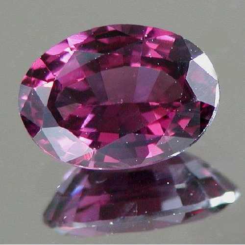 濃ピンクパープルスピネル1.864cts クリーンなスピネル