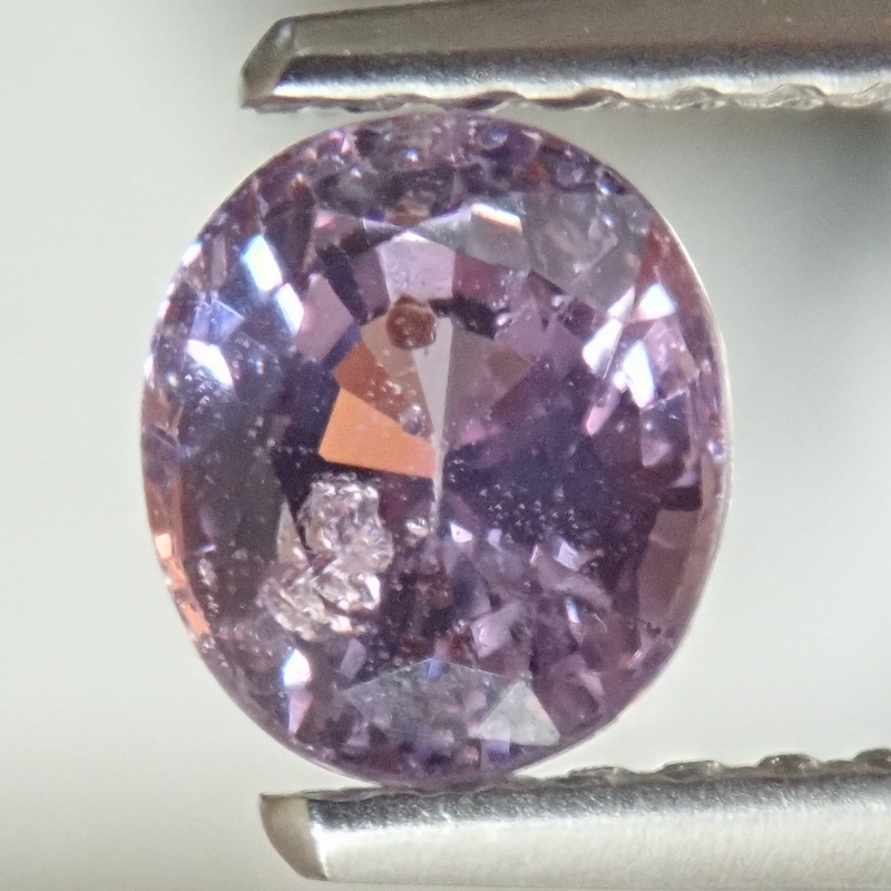 スリランカの天然すみれ色スピネル1.084cts！美透明結晶インクルージョン有