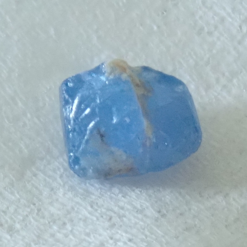 超稀少スリランカの天然コバルトスピネル結晶0.348cts