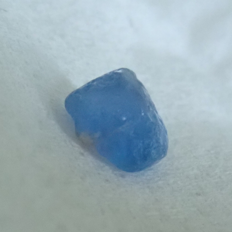 超稀少スリランカの天然コバルトスピネル結晶0.348cts