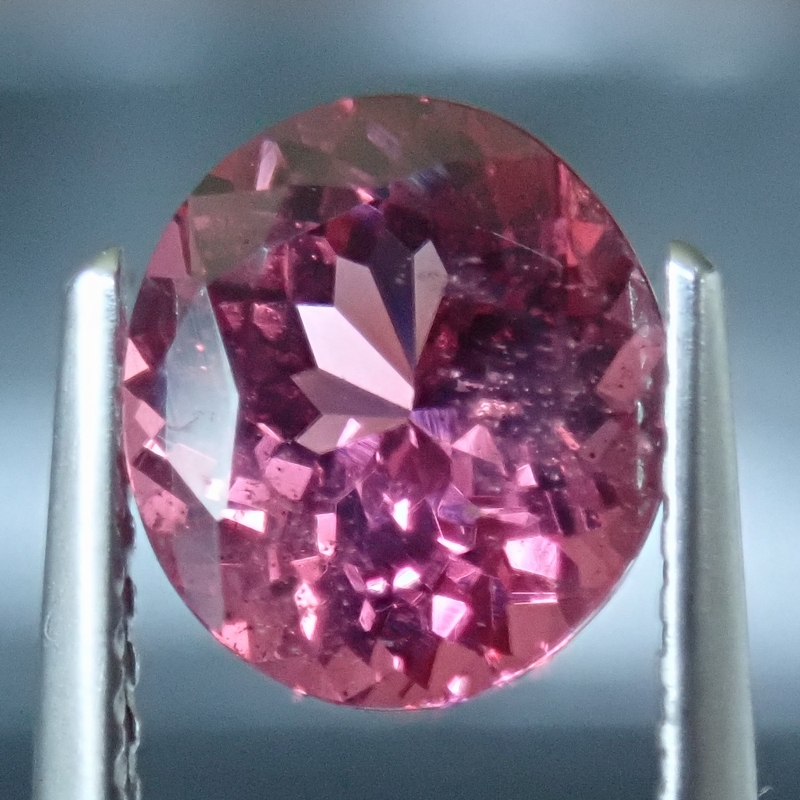 稀少輝くスリランカの天然ピンクヴァイオレットスピネル1.956cts