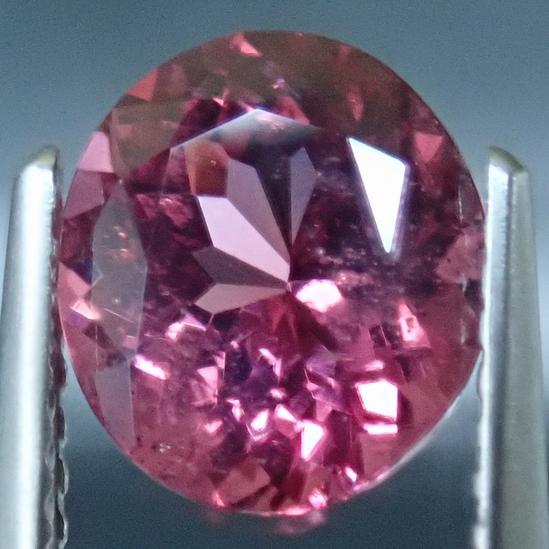 稀少輝くスリランカの天然ピンクヴァイオレットスピネル1.956cts
