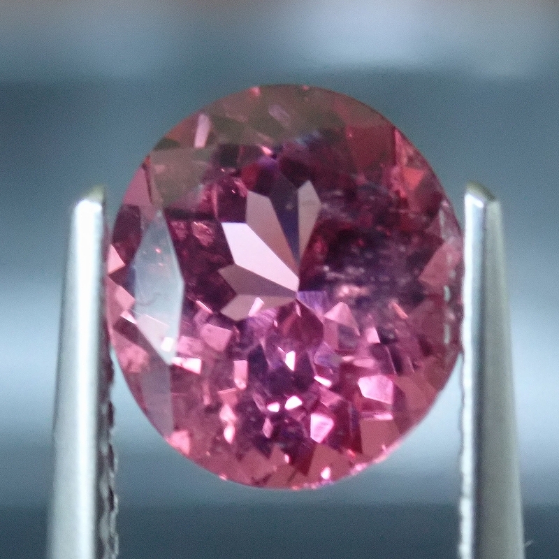 稀少輝くスリランカの天然ピンクヴァイオレットスピネル1.956cts