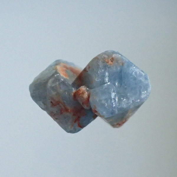 天然コバルトスピネル結晶(双晶) 0.990ct